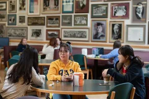 Students dining in the Eagles' Nest